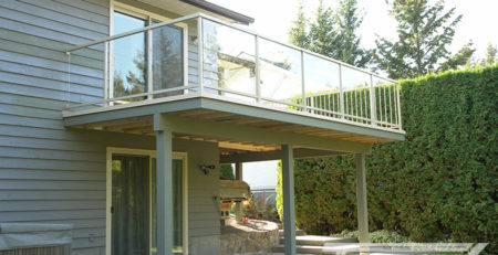 2nd story deck with glass railing