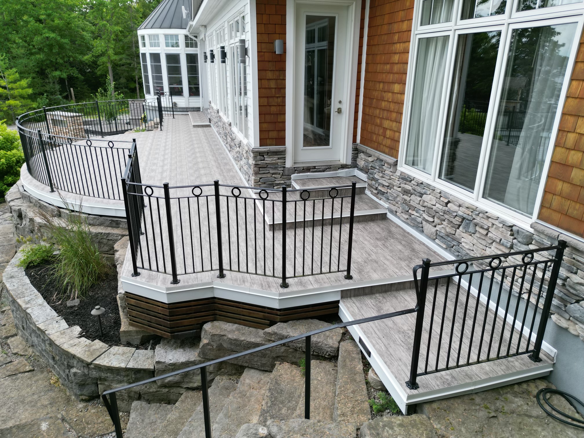 Deck Design Photos: Inspiration with Tufdek Vinyl Decking
