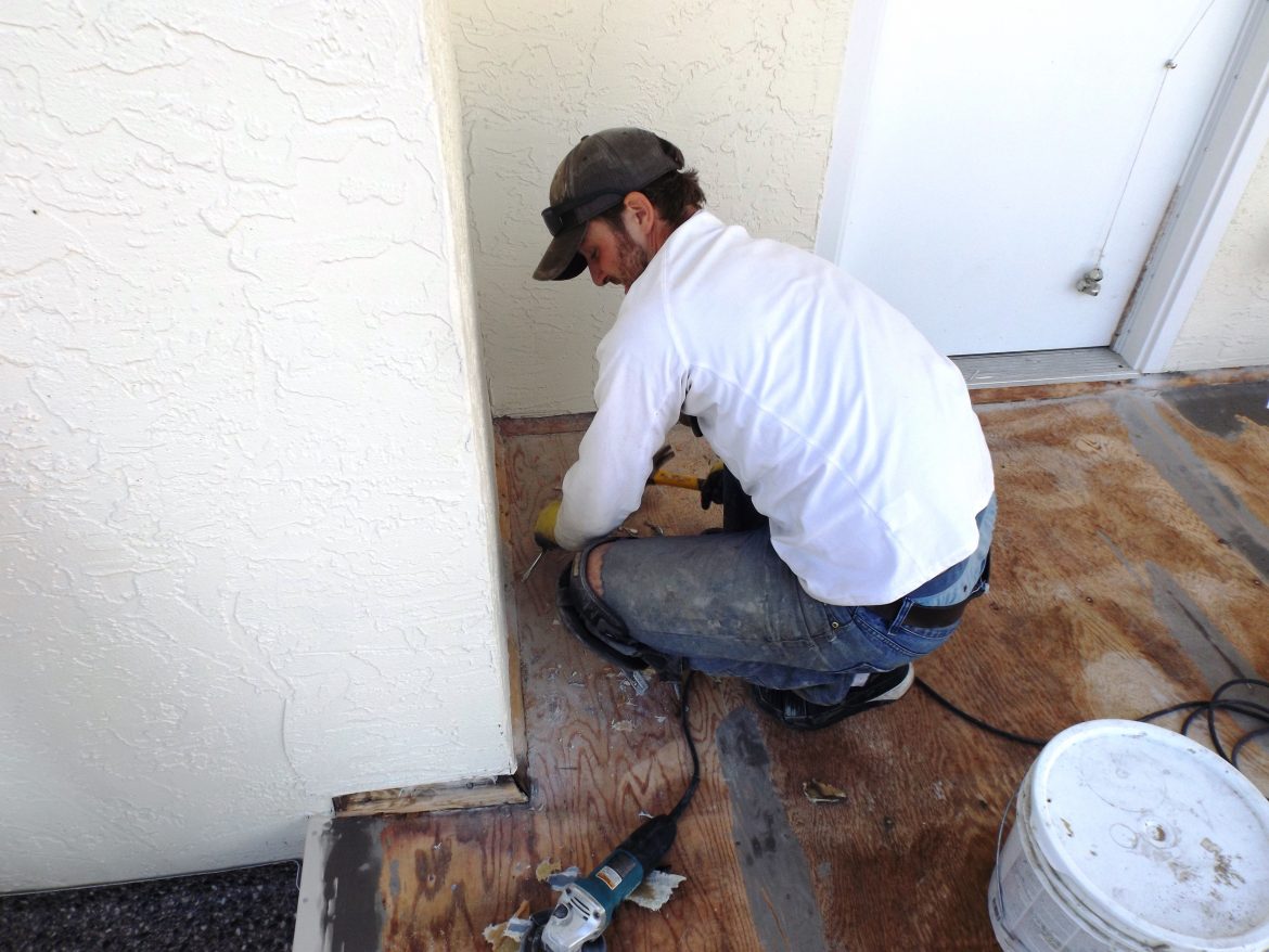 Finding a Professional Vinyl Deck Installer